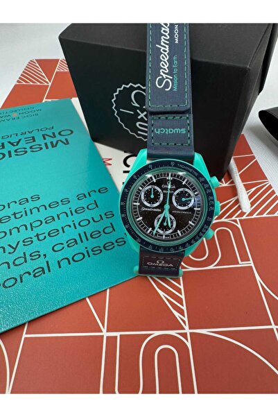 Omega ساعه شبابيه من اوميقا مع الملحقات