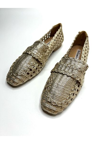 Glocal The Design of Shoes