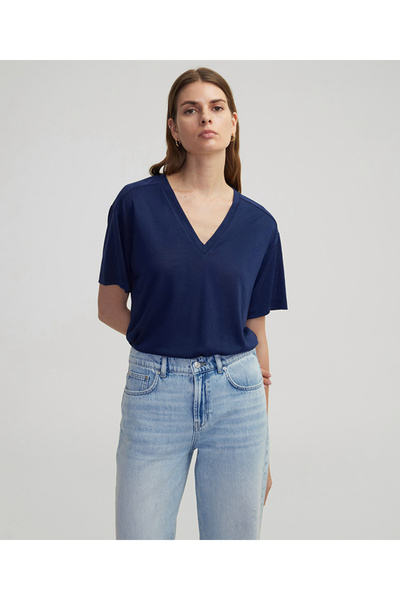 İpekyol V yaka basic tişört