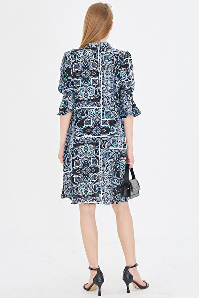 armonika Жіноча темно-синя сукня з V-подібним вирізом та детальним плісированим рукавом з чвертю ARM-25Y001029