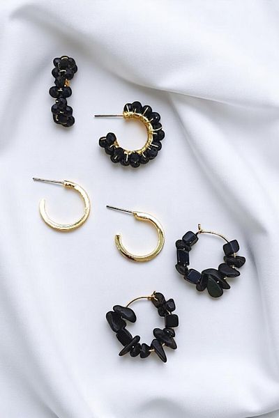 PETEK AKSESUAR Natural Stone And Crystal Hoop Earring Set Black