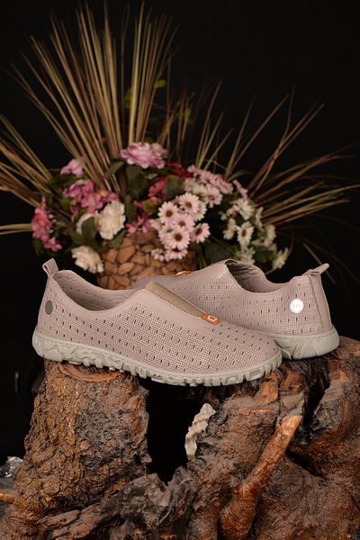 Mammamia Anatomical Orthopaedic Orthopedics Women &Apos; S Shoes, Comfortable Sole and Large Mould