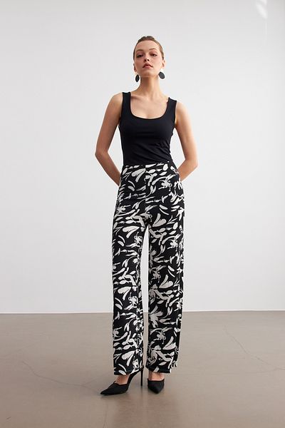 MODAGEN Women's Black-White Patterned Pipe Leg Trousers