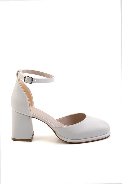Bambi Pantofi albi cu toc clasic pentru femei K 01484188109
