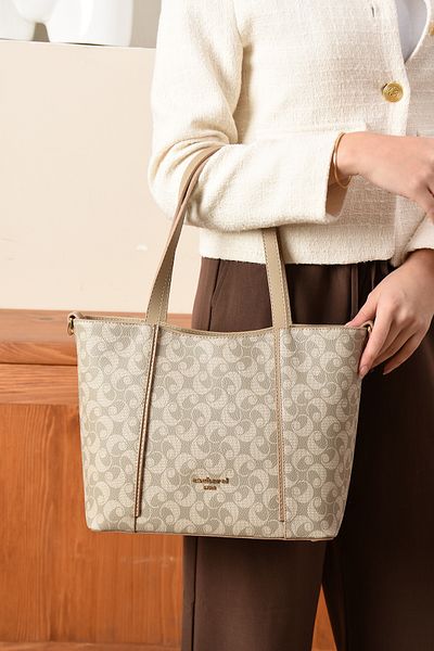Cacharel Paris Women's Hand and Shoulder Bag a Quality