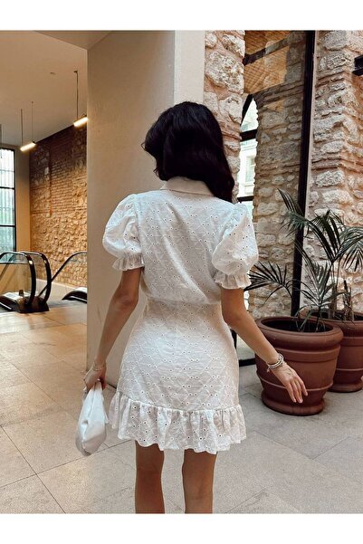 LOCH BUTİK Γυναικείο Μίνι Φόρεμα με Κουμπιά Λευκό Βολάν Κεντημένο