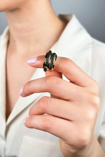 Sose Moda Black Zircon Stone Asymmetric Ring - Gold