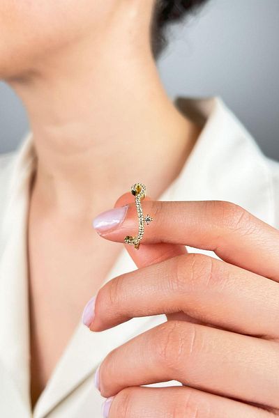 Sose Moda Zircon Stone Thin Asymmetrical Ring - Gold