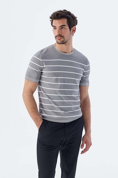Jakamen Γκρι Λευκό Slim Fit Crew Neck ριγέ πλεκτό T-Shirt