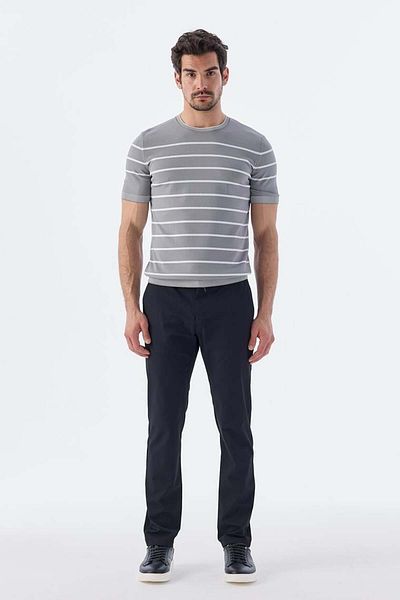 Jakamen Γκρι Λευκό Slim Fit Crew Neck ριγέ πλεκτό T-Shirt