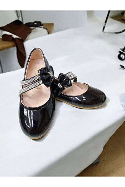 PATİK BEBE Balerini eleganti din piele neagră pentru fete, cu fundă și piatră