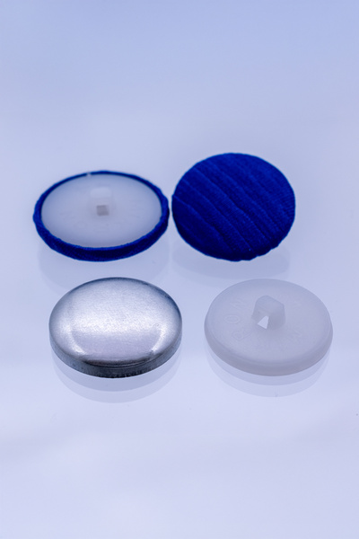 MİKRON زر مغطى بقماش BOMBE (أبيض/1,000 قطعة / 24,30 مم)