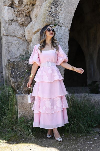 bytugcekaya Φόρεμα με ροζ μπαλόνι μανίκια και ζώνη