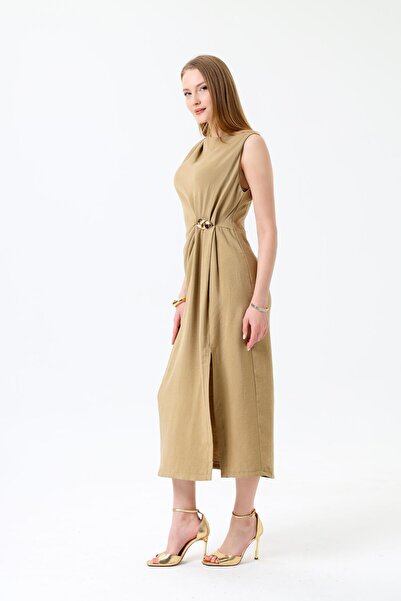 Dilek Aydın Atelier Drapeli Kolsuz Gold Detay Tokalı Yırtmaçlı Elbise