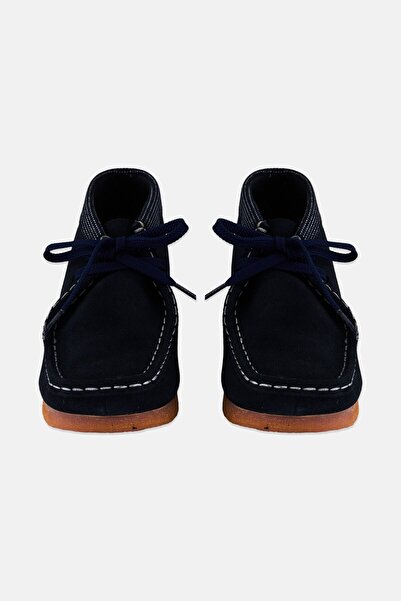 CLARKS Kids Boys Wide Fit Wallabee Lace Up Casual Boots, Navy