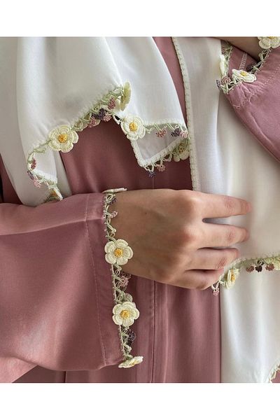 Nimet Abla Butik Hand Embroidered Prayer Robe Suit