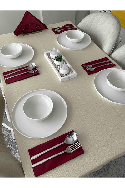 FAVOLLİ Linen Textured Light Cream Table Cloth Carefree