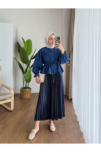 Trenddolabı Cămașă scurtă Hijab pentru femei, cu fustă peste talie, bleumarin