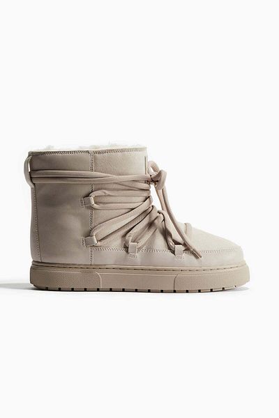H&M Laced padded boots