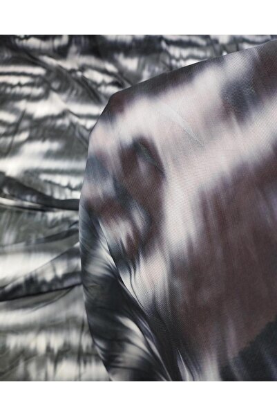 Kumaş Parça Сіра сітка (ширина 150 см x довжина 250 см)