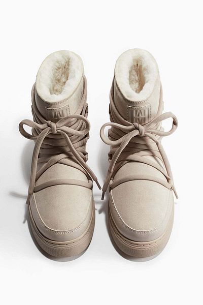 H&M Laced padded boots
