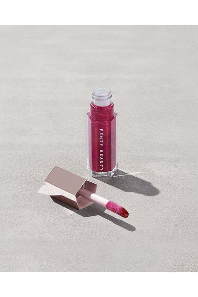 FENTY BEAUTY GLOSS BOMB UNIVERSAL LIP LUMINIZER - Fuchsia Flex - shimmering holographic deep fuchsia
