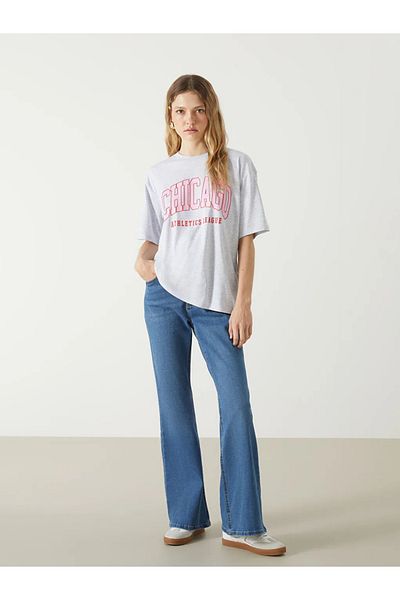LC Waikiki Γυναικείο μπλουζάκι LCW Vision Grey Chicago με στάμπα Oversize