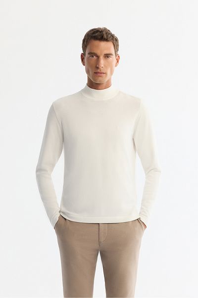Avva Men's Ecru Half Turtleneck Rayon Knitwear Sweater A42Y5100