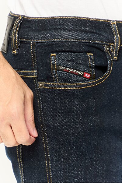Diesel Men D Amny Skinny Fit Plain Stretchable Denim, Navy
