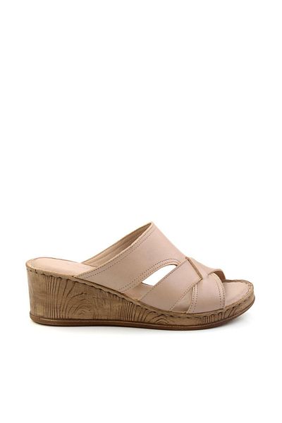 Bambi Beige Leather Women's Slippers K 04552002103