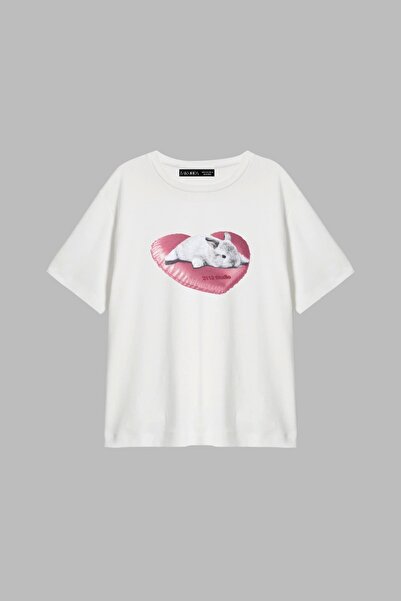 CİNEMA MODA تي شيرت نسائي أبيض مريح بطبعة أرنب