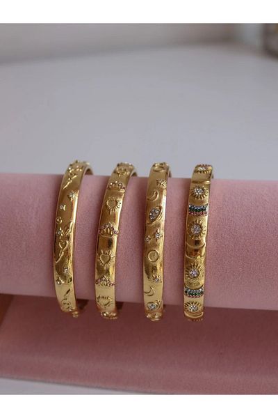 Reorah Collection Hold My Heart Bracelet/Bracelet