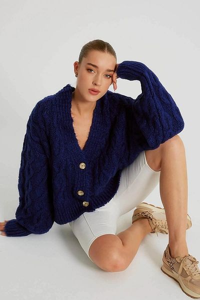 Robin Black Knitted Sweater Cardigan