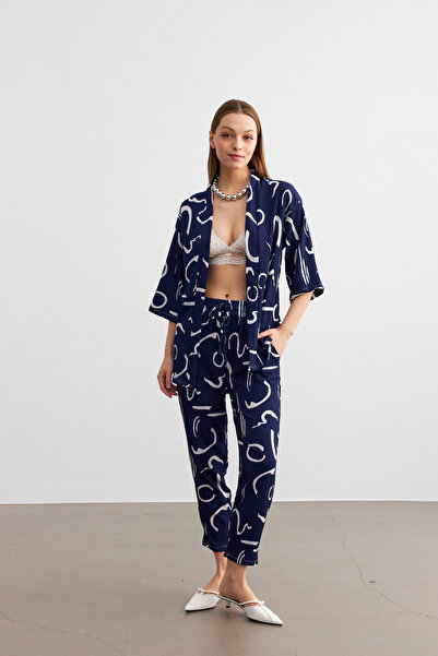 Trendseninle Women's Navy Blue Patterned Kimono Shirt Pants Set