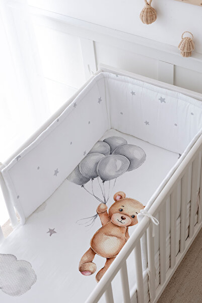 Tuğba Kuğu Baby Bedside Protector and Printed Sheet Sleeping Set - İconic Series - Bear Holding Balloons