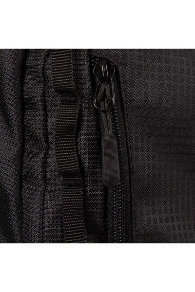 Trespass Thain - 22L Rucksack Unisex Black Backpack Unisex Backpack Uaacbatr0017