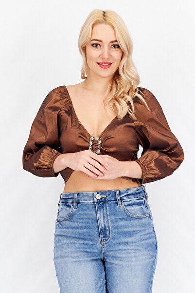 HOSBJERG Women V-Neckline Balloon Sleeve Elora Buckle Cropped Top, Wallnut