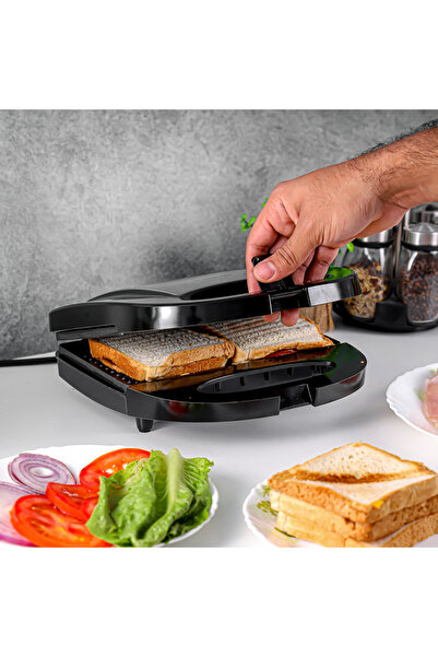 Olsenmark 750 W 2-Slice Grill Maker- OMGM2320, sandwich maker Non-Stick Plates