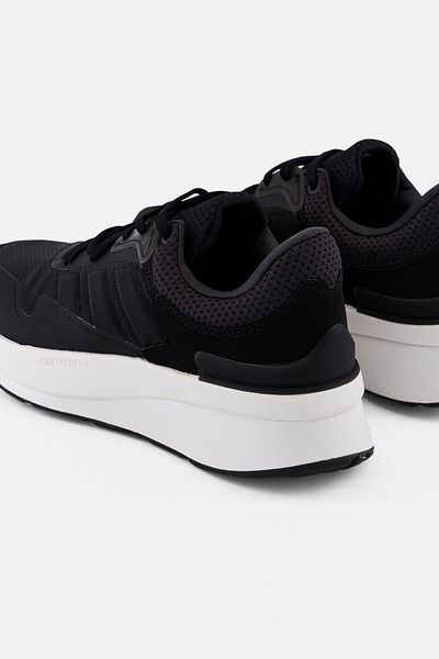 adidas Women Znchill Lace Up Outdoor Shoes, Black