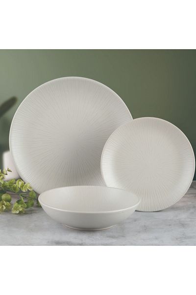 Bien Servi 18-Piece Contemporary Design Stoneware Dinner Set