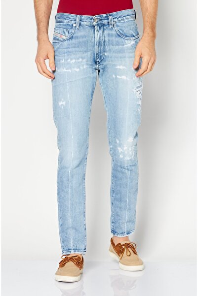 Diesel بنطلون جينز رجالي ضيق غير قابل للتمدد، أزرق فاتح