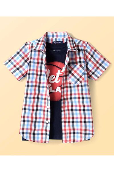 Pine kids قميص باين كيدز من القطن المنسوج بأكمام نصفية ومربعات مطبوعة بنص - أزرق ومتعدد الألوان