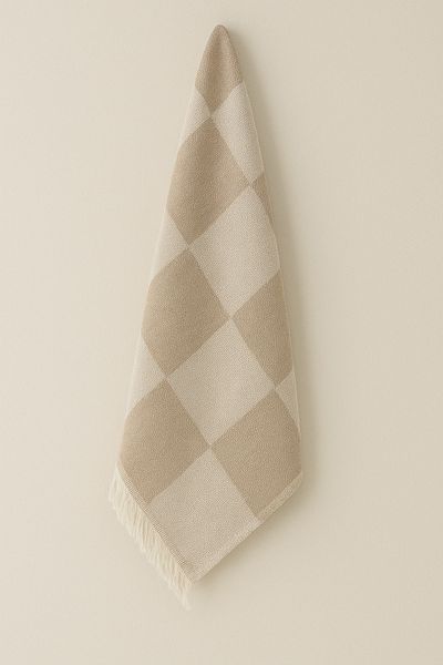 MELONIE 70x155 Cm Checkerboard Patterned Loincloth Beach Towel
