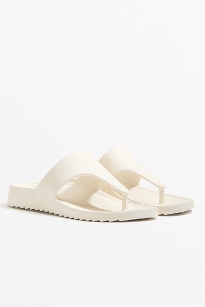 Oysho T-cut beach sandals