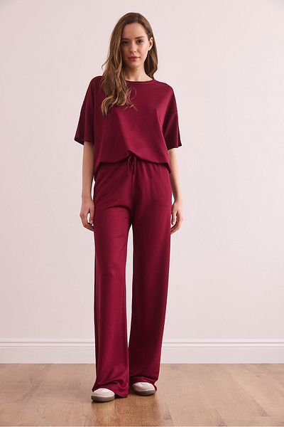Olalook Women's Burgundy Bottom Pocket Trousers Top T-Shirt Set Tkm- 19000374