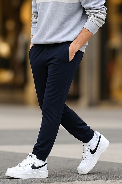 Trendyol Collection Ανοιχτό Navy Blue με υφή Jogger παντελόνι - Lace Up Waist TMNSS24PL00027