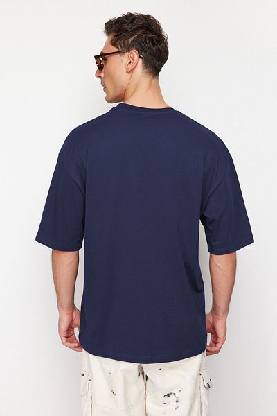 Trendyol Collection Бавовняна сорочка з вишивкою динозавра в стилі індиго з коротким рукавом TMNSS23TS00243