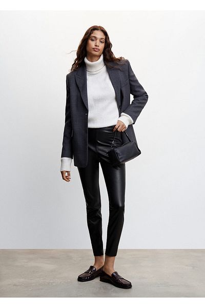 MANGO Woman Leggings in Lederoptik mit Schlitzen an den Beinen