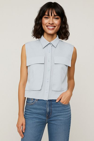 Trendyol Collection Jasnoniebieska koszula z kieszeniami użytkowymi i rękawami z zerowym stanem, regularny krój, tkana Twoss25Go00041