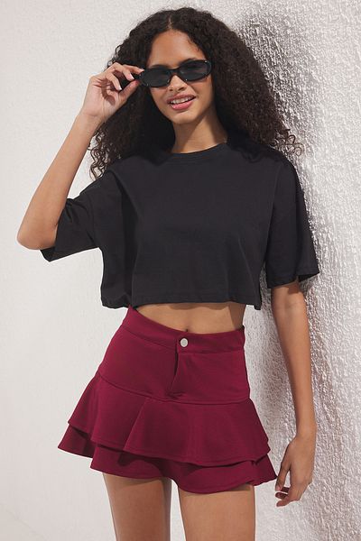 Trendyol Collection Geknöpfter Mini-Strickshorts-Rock mit Reißverschluss TWOSS25SR00119